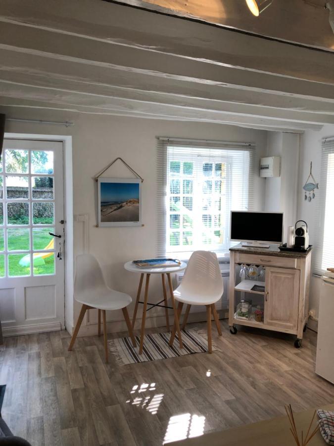 Sainte-Colombe-près-Vernon La Chambree Des Colombes B&B 외부 사진